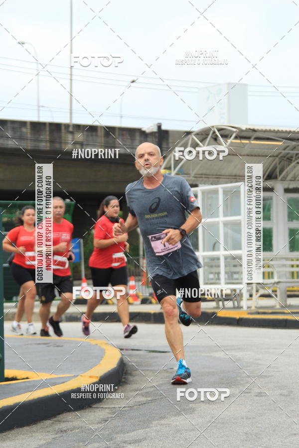 Buy your photos of the eventSantander Track & Field Run Series - Shopping Tambor on Fotop