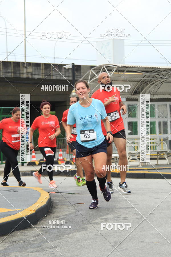 Buy your photos of the eventSantander Track & Field Run Series - Shopping Tambor on Fotop