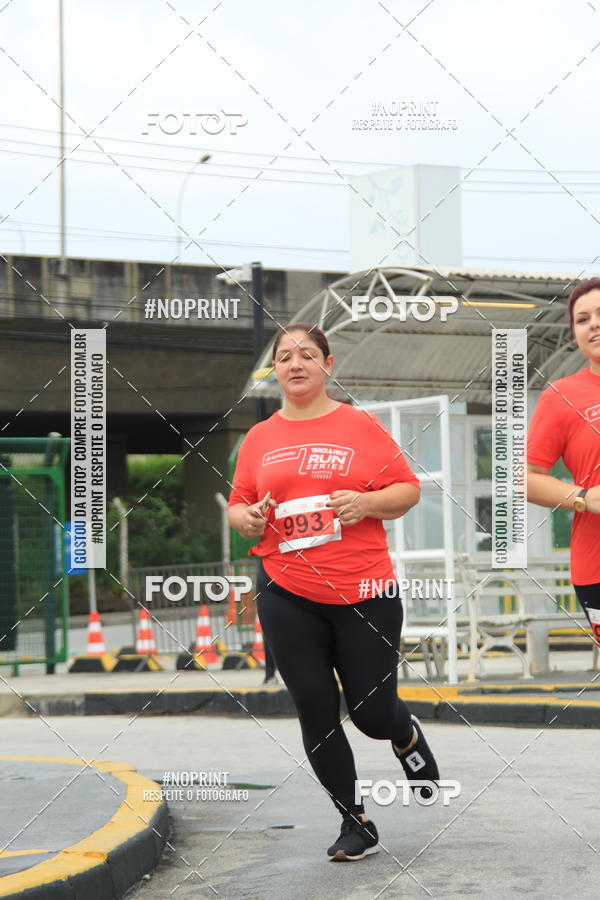 Buy your photos of the eventSantander Track & Field Run Series - Shopping Tambor on Fotop