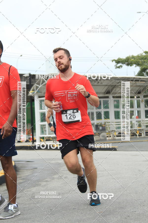 Buy your photos of the eventSantander Track & Field Run Series - Shopping Tambor on Fotop