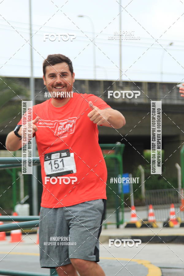 Buy your photos of the eventSantander Track & Field Run Series - Shopping Tambor on Fotop