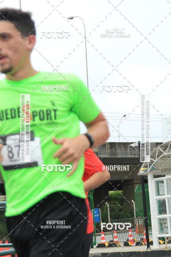 Buy your photos of the eventSantander Track & Field Run Series - Shopping Tambor on Fotop