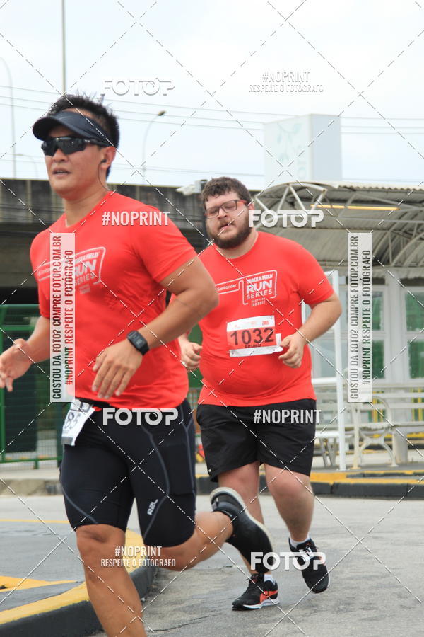 Buy your photos of the eventSantander Track & Field Run Series - Shopping Tambor on Fotop