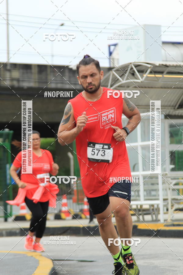 Buy your photos of the eventSantander Track & Field Run Series - Shopping Tambor on Fotop