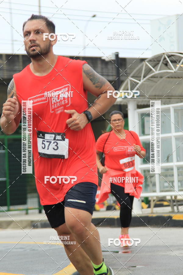 Buy your photos of the eventSantander Track & Field Run Series - Shopping Tambor on Fotop