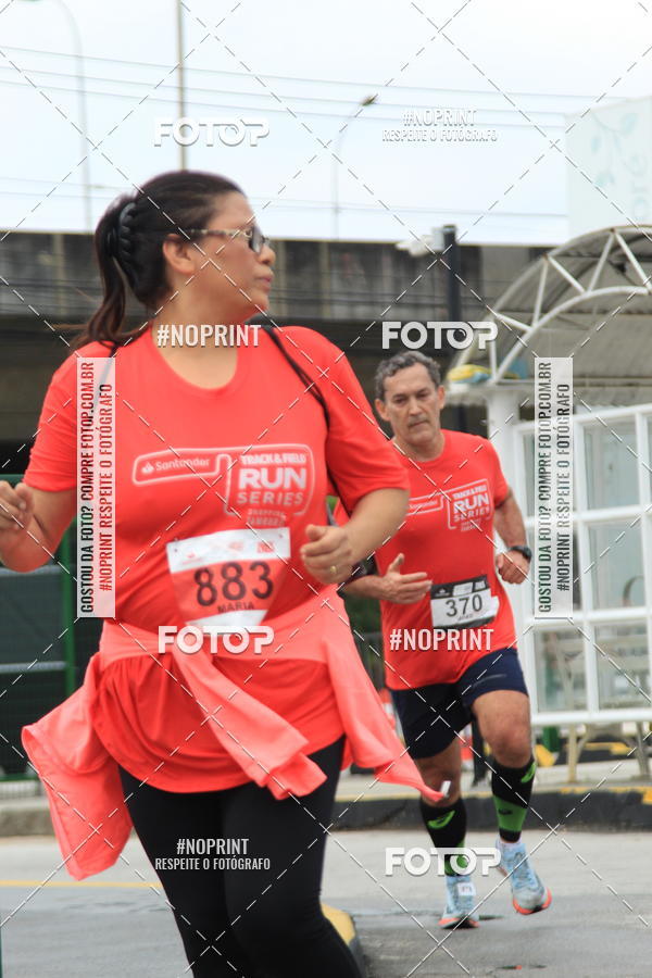 Buy your photos of the eventSantander Track & Field Run Series - Shopping Tambor on Fotop