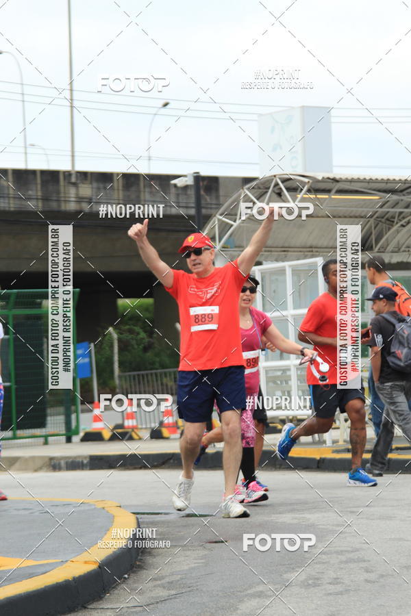 Buy your photos of the eventSantander Track & Field Run Series - Shopping Tambor on Fotop