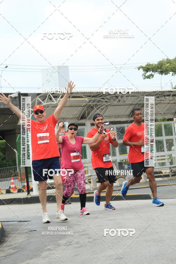 Buy your photos of the eventSantander Track & Field Run Series - Shopping Tambor on Fotop