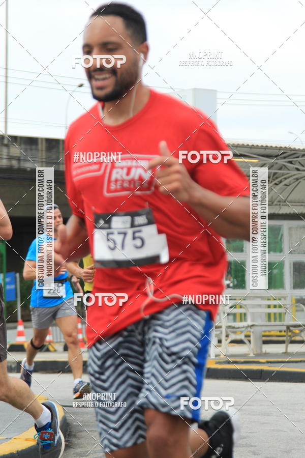 Buy your photos of the eventSantander Track & Field Run Series - Shopping Tambor on Fotop