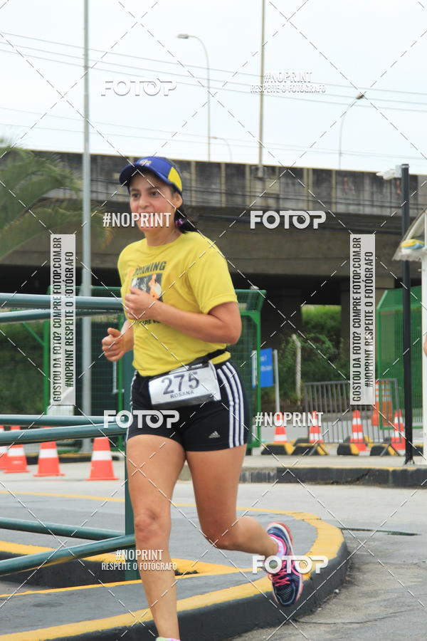 Buy your photos of the eventSantander Track & Field Run Series - Shopping Tambor on Fotop
