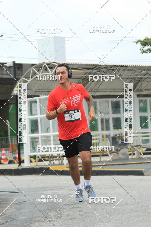 Buy your photos of the eventSantander Track & Field Run Series - Shopping Tambor on Fotop