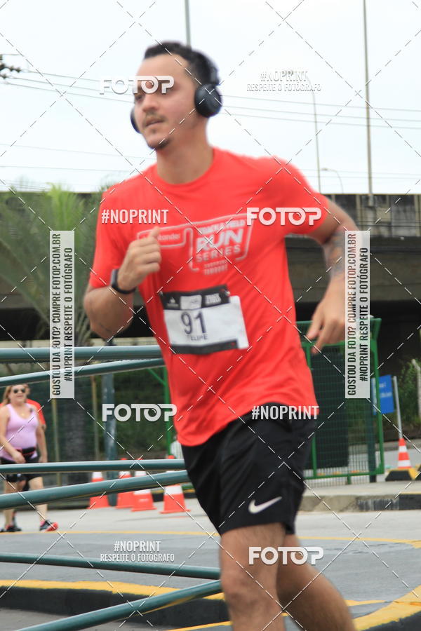 Buy your photos of the eventSantander Track & Field Run Series - Shopping Tambor on Fotop
