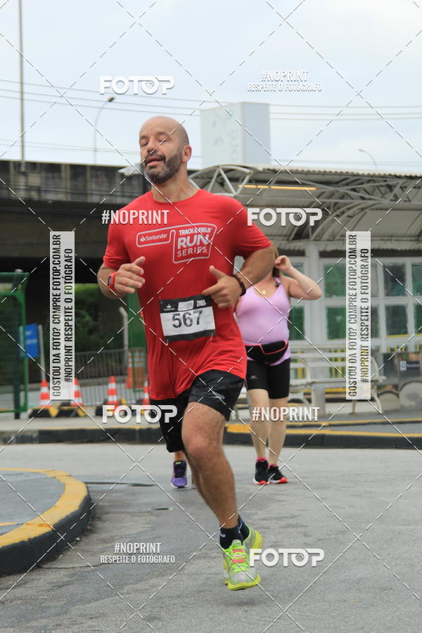 Buy your photos of the eventSantander Track & Field Run Series - Shopping Tambor on Fotop