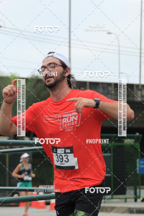 Buy your photos of the eventSantander Track & Field Run Series - Shopping Tambor on Fotop
