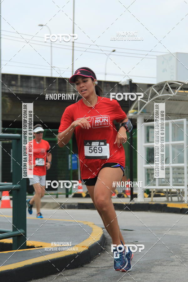 Buy your photos of the eventSantander Track & Field Run Series - Shopping Tambor on Fotop