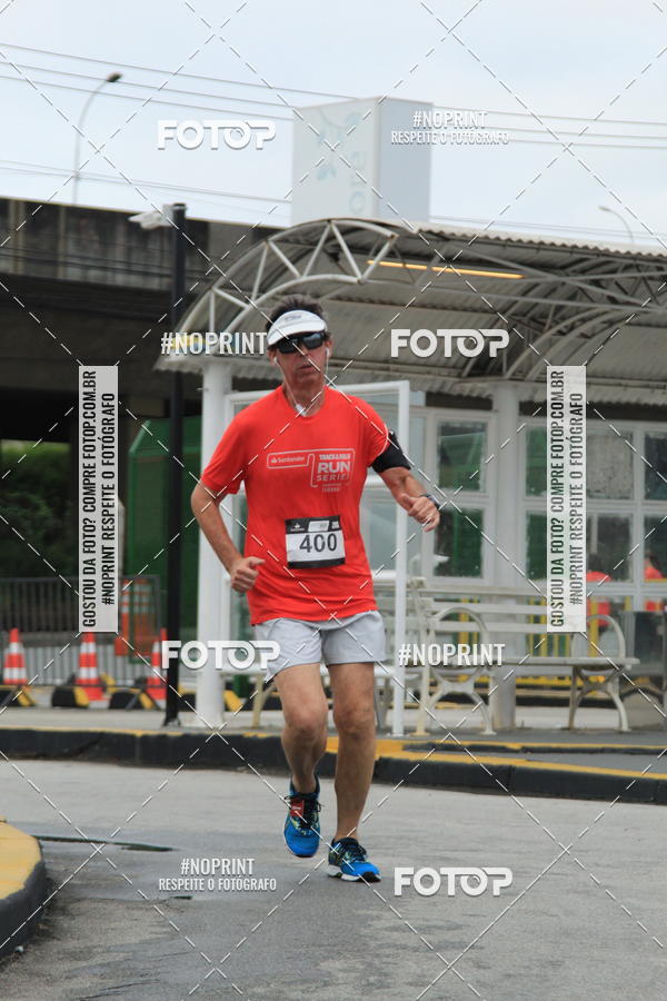 Buy your photos of the eventSantander Track & Field Run Series - Shopping Tambor on Fotop