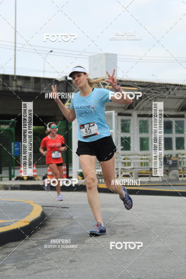 Buy your photos of the eventSantander Track & Field Run Series - Shopping Tambor on Fotop