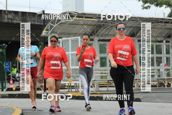 Buy your photos of the eventSantander Track & Field Run Series - Shopping Tambor on Fotop