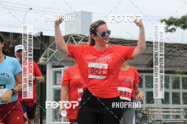 Buy your photos of the eventSantander Track & Field Run Series - Shopping Tambor on Fotop