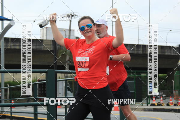 Buy your photos of the eventSantander Track & Field Run Series - Shopping Tambor on Fotop