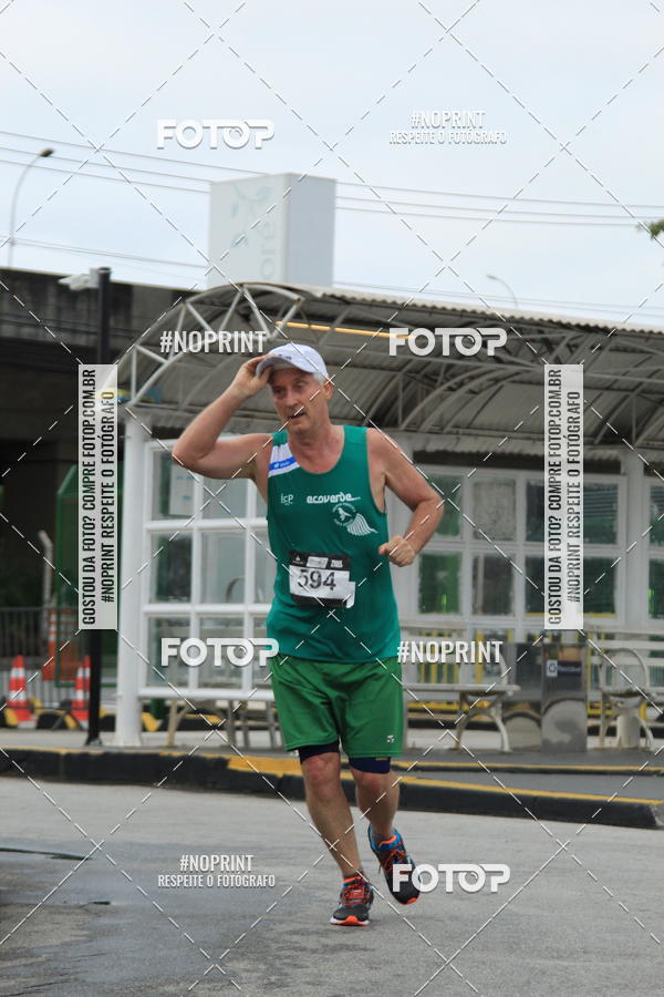 Buy your photos of the eventSantander Track & Field Run Series - Shopping Tambor on Fotop