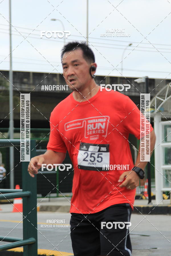 Buy your photos of the eventSantander Track & Field Run Series - Shopping Tambor on Fotop