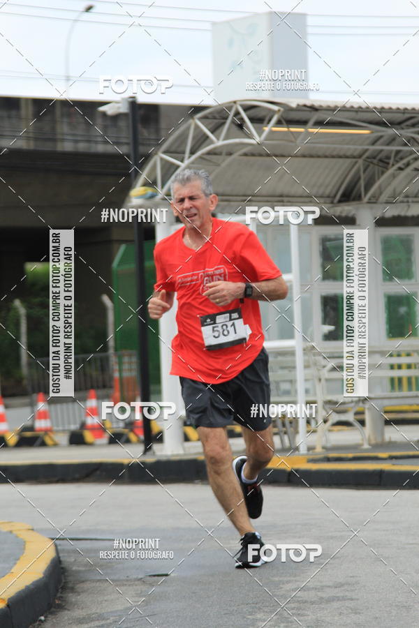 Buy your photos of the eventSantander Track & Field Run Series - Shopping Tambor on Fotop