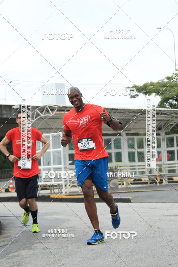 Buy your photos of the eventSantander Track & Field Run Series - Shopping Tambor on Fotop