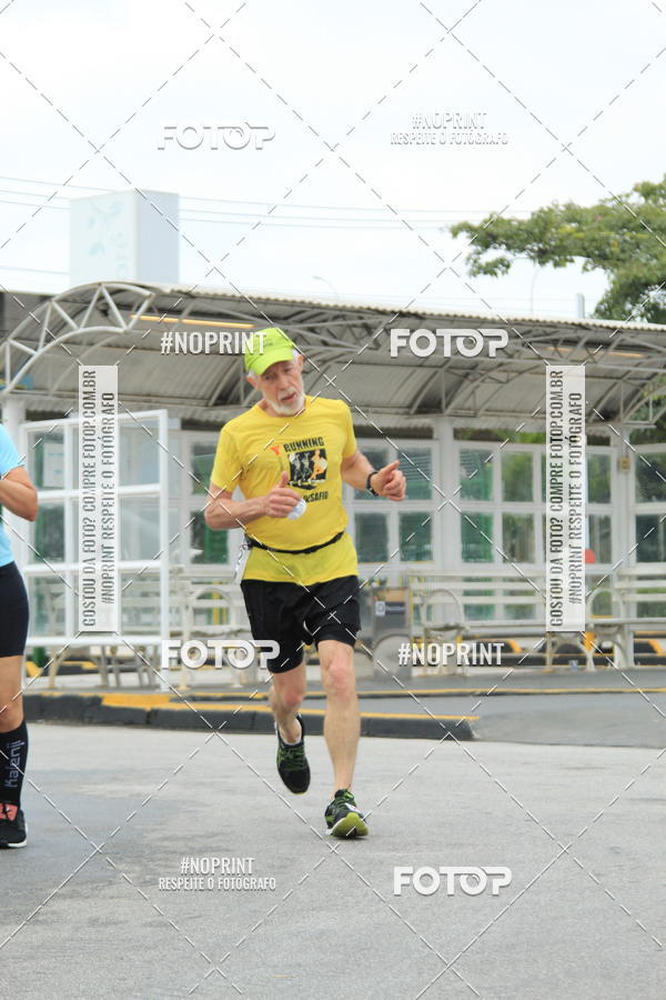 Buy your photos of the eventSantander Track & Field Run Series - Shopping Tambor on Fotop
