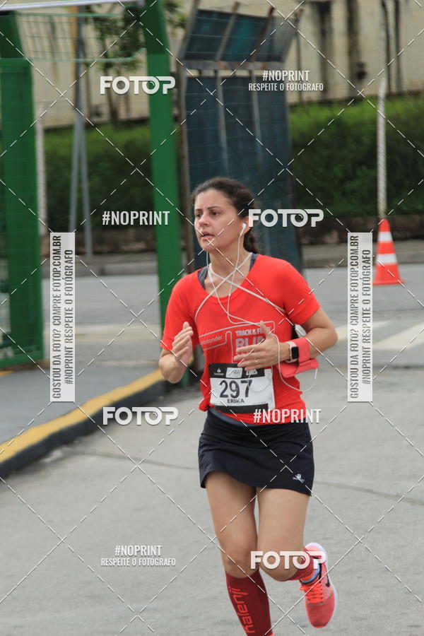Buy your photos of the eventSantander Track & Field Run Series - Shopping Tambor on Fotop
