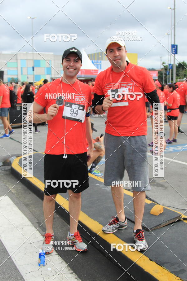 Buy your photos of the eventSantander Track & Field Run Series - Shopping Tambor on Fotop