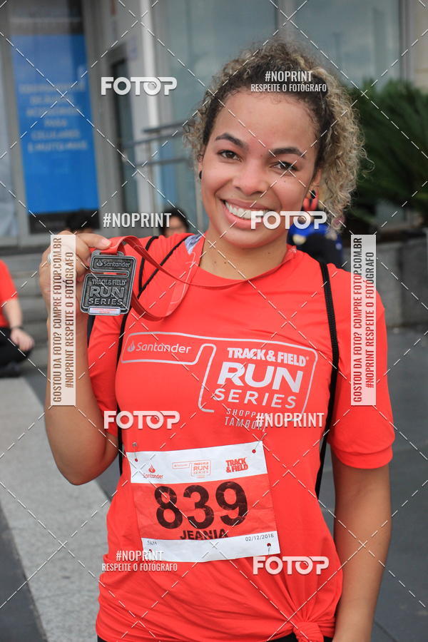 Buy your photos of the eventSantander Track & Field Run Series - Shopping Tambor on Fotop
