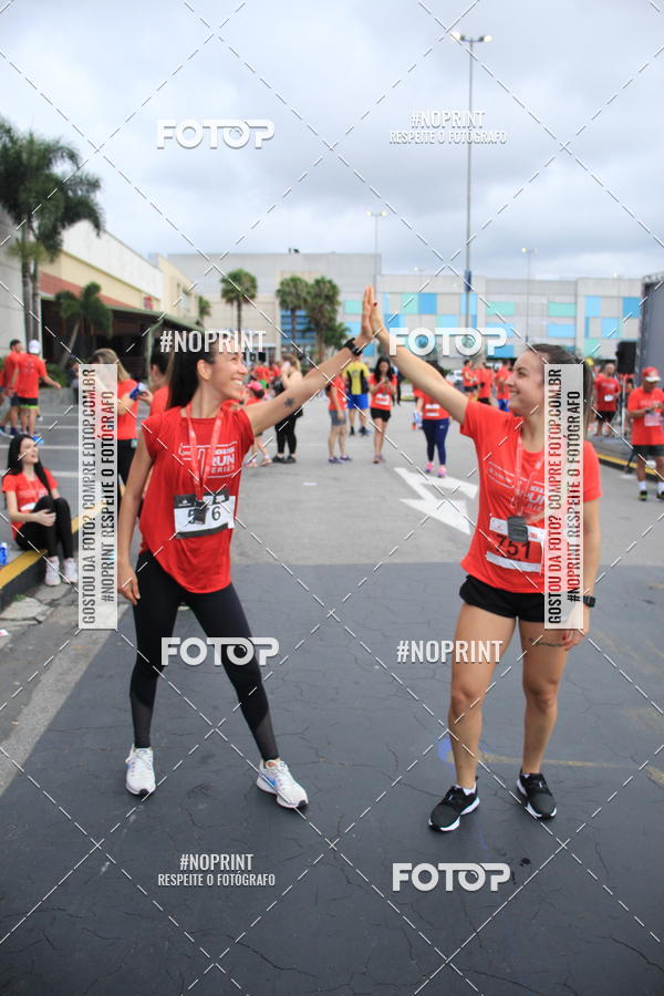 Buy your photos of the eventSantander Track & Field Run Series - Shopping Tambor on Fotop