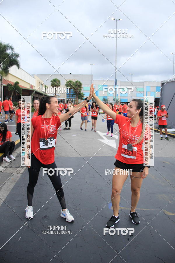 Buy your photos of the eventSantander Track & Field Run Series - Shopping Tambor on Fotop