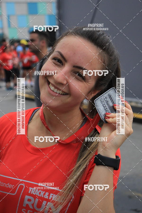 Buy your photos of the eventSantander Track & Field Run Series - Shopping Tambor on Fotop