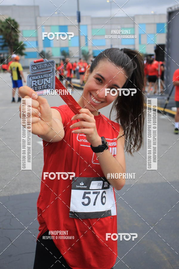 Buy your photos of the eventSantander Track & Field Run Series - Shopping Tambor on Fotop