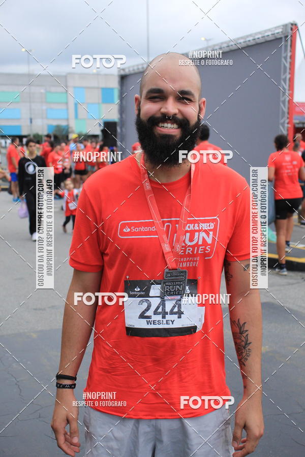 Buy your photos of the eventSantander Track & Field Run Series - Shopping Tambor on Fotop