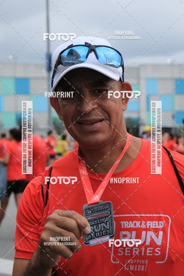 Buy your photos of the eventSantander Track & Field Run Series - Shopping Tambor on Fotop