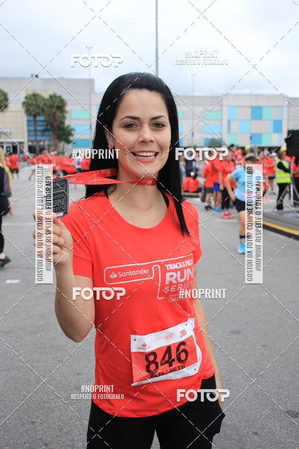 Buy your photos of the eventSantander Track & Field Run Series - Shopping Tambor on Fotop