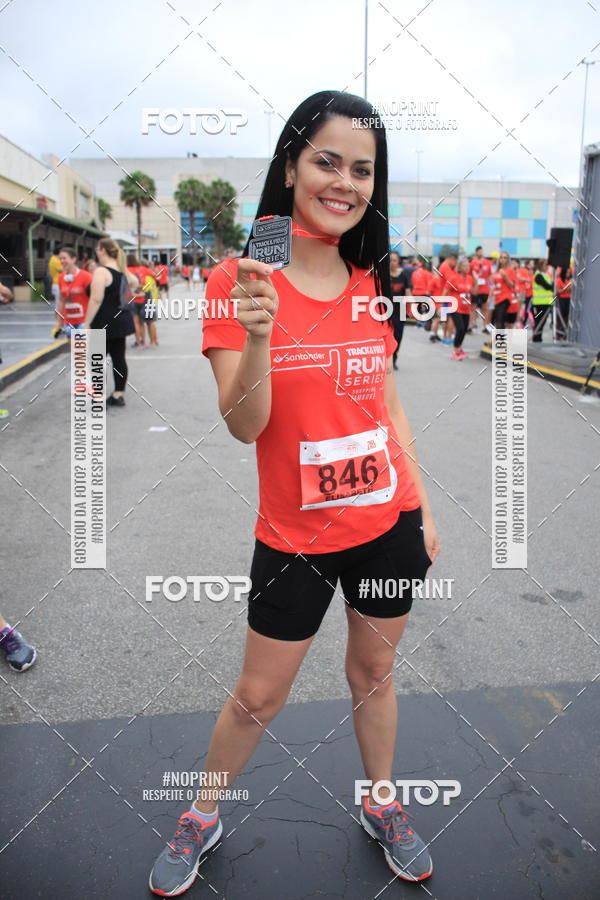 Buy your photos of the eventSantander Track & Field Run Series - Shopping Tambor on Fotop