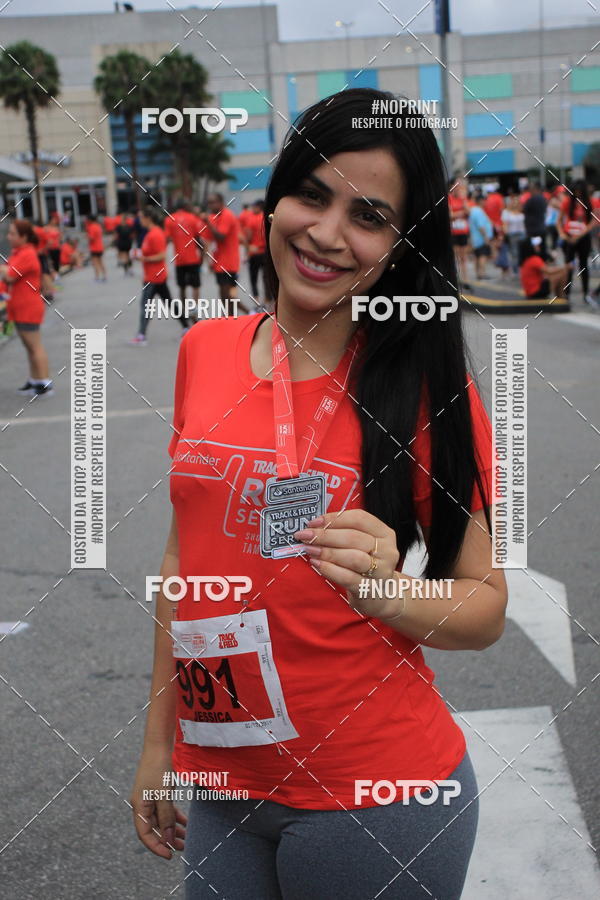 Buy your photos of the eventSantander Track & Field Run Series - Shopping Tambor on Fotop