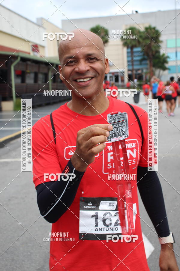 Buy your photos of the eventSantander Track & Field Run Series - Shopping Tambor on Fotop