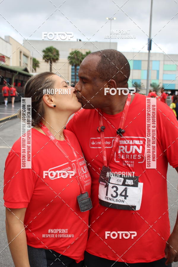 Buy your photos of the eventSantander Track & Field Run Series - Shopping Tambor on Fotop