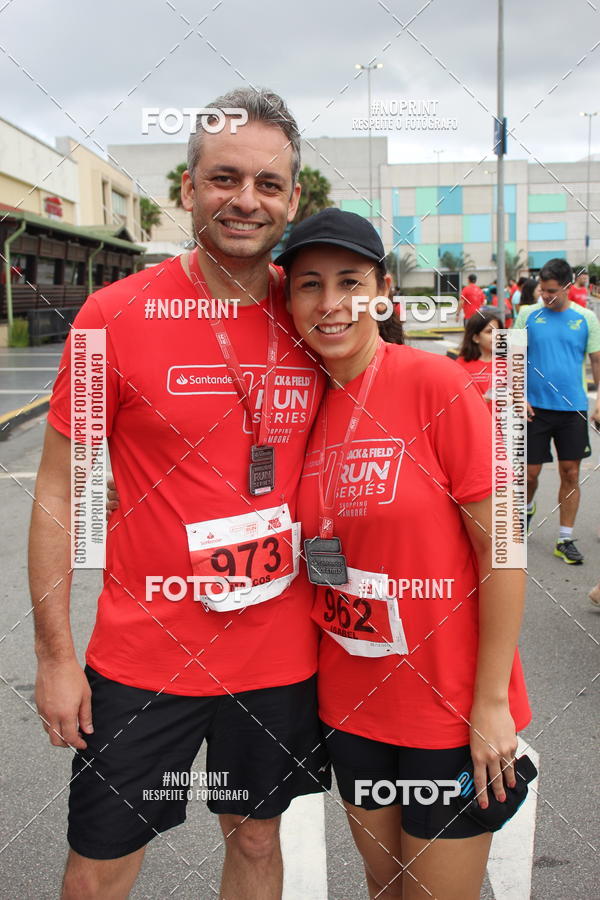 Buy your photos of the eventSantander Track & Field Run Series - Shopping Tambor on Fotop