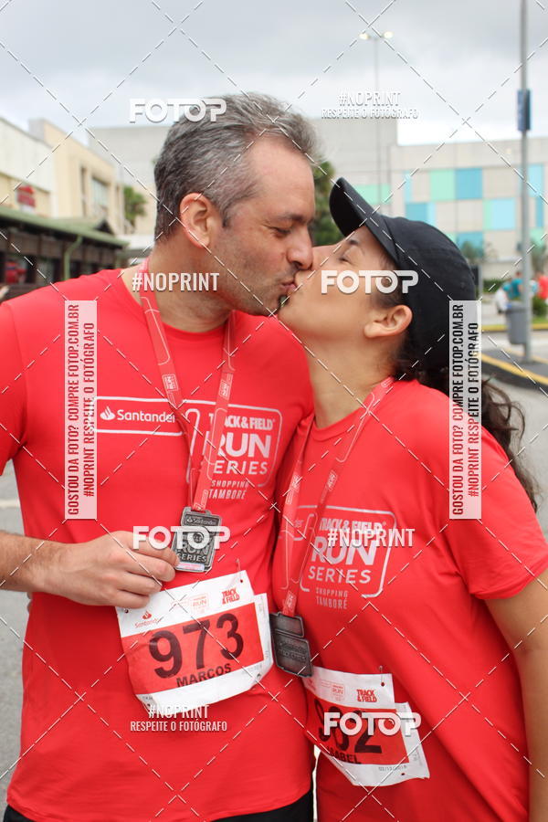 Buy your photos of the eventSantander Track & Field Run Series - Shopping Tambor on Fotop
