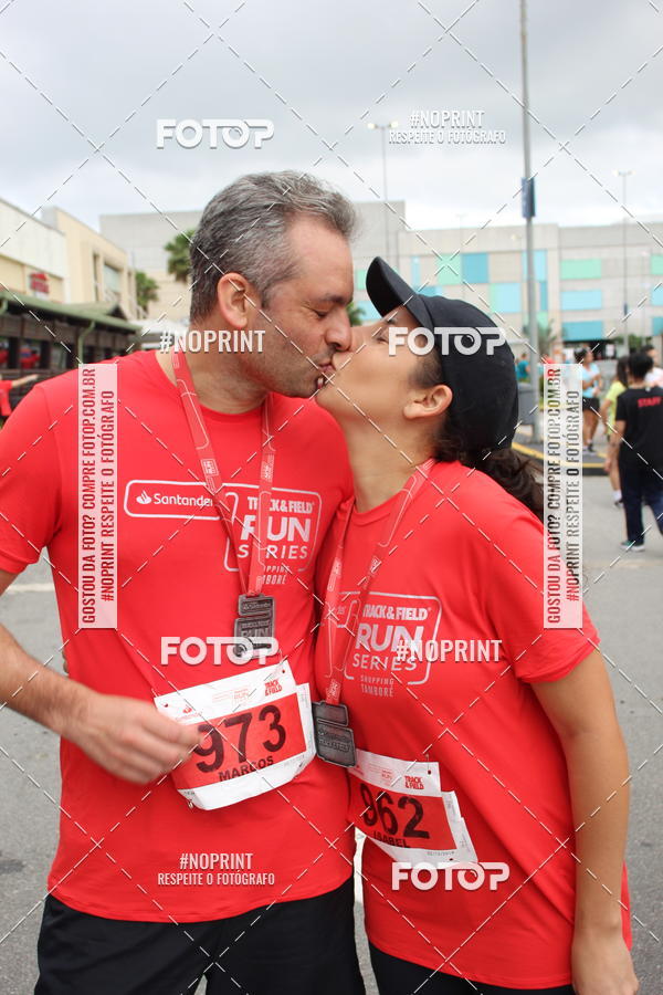 Buy your photos of the eventSantander Track & Field Run Series - Shopping Tambor on Fotop