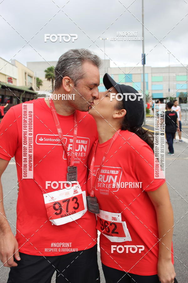 Buy your photos of the eventSantander Track & Field Run Series - Shopping Tambor on Fotop