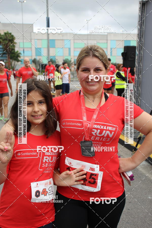 Buy your photos of the eventSantander Track & Field Run Series - Shopping Tambor on Fotop