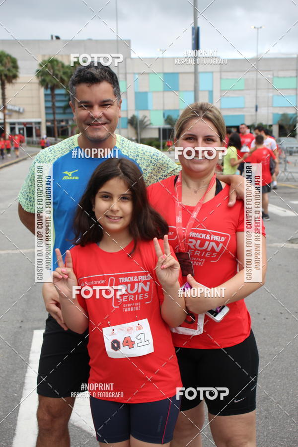 Buy your photos of the eventSantander Track & Field Run Series - Shopping Tambor on Fotop