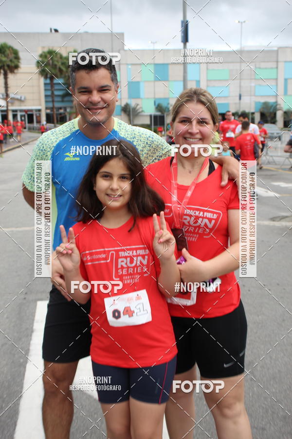 Buy your photos of the eventSantander Track & Field Run Series - Shopping Tambor on Fotop